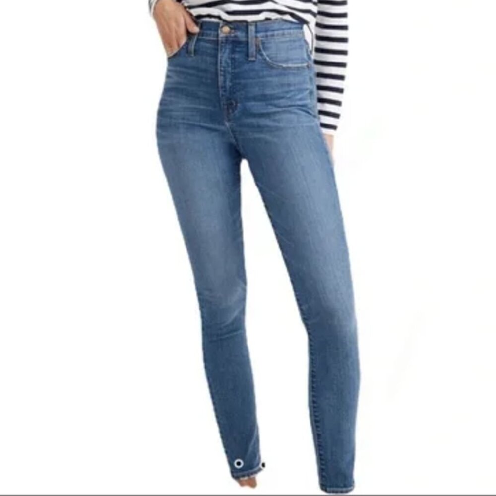 Madewell 11" High Rise Jeans in Maricopa Wash